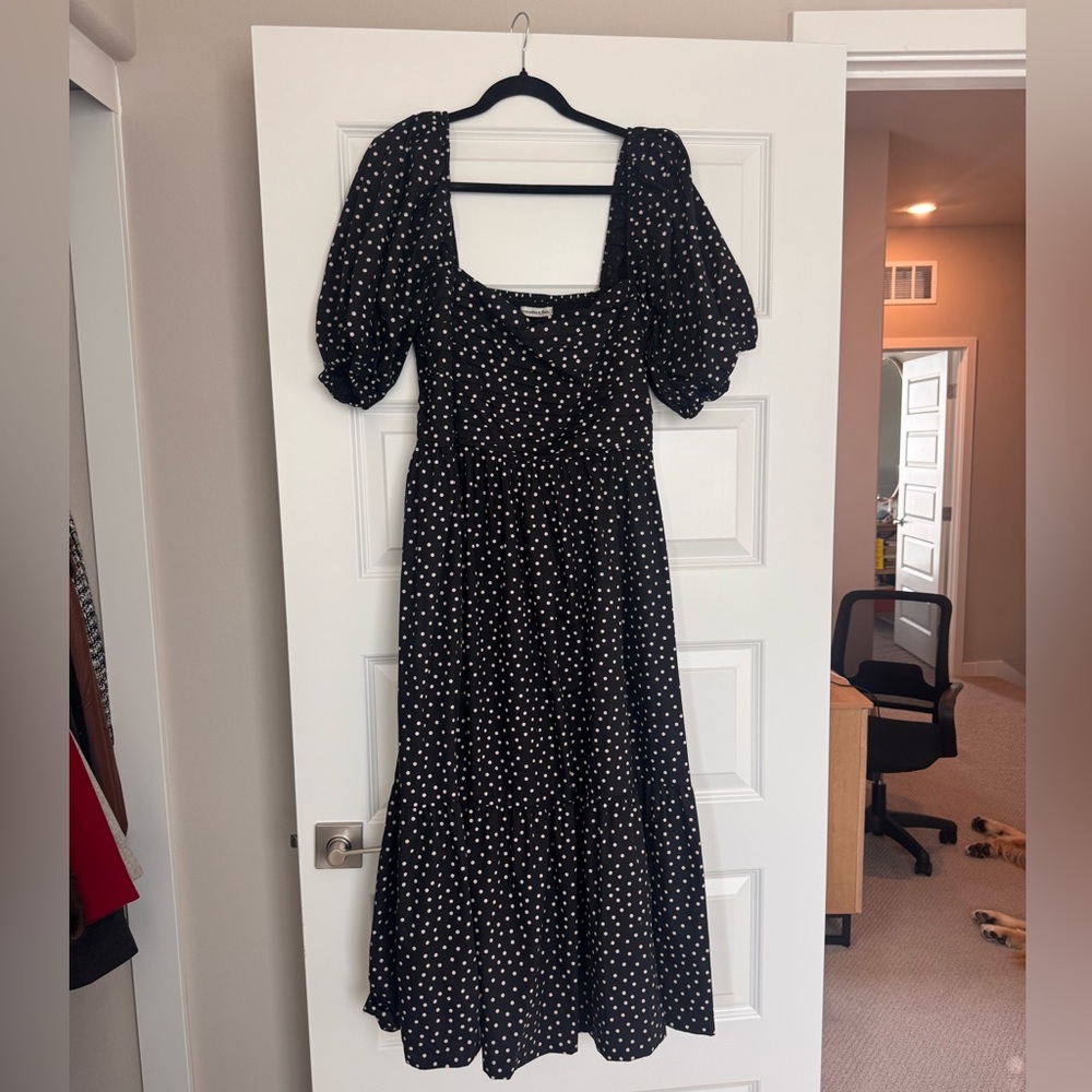 Abercrombie & Fitch Black and White Polka Dot Dress Emerson midi